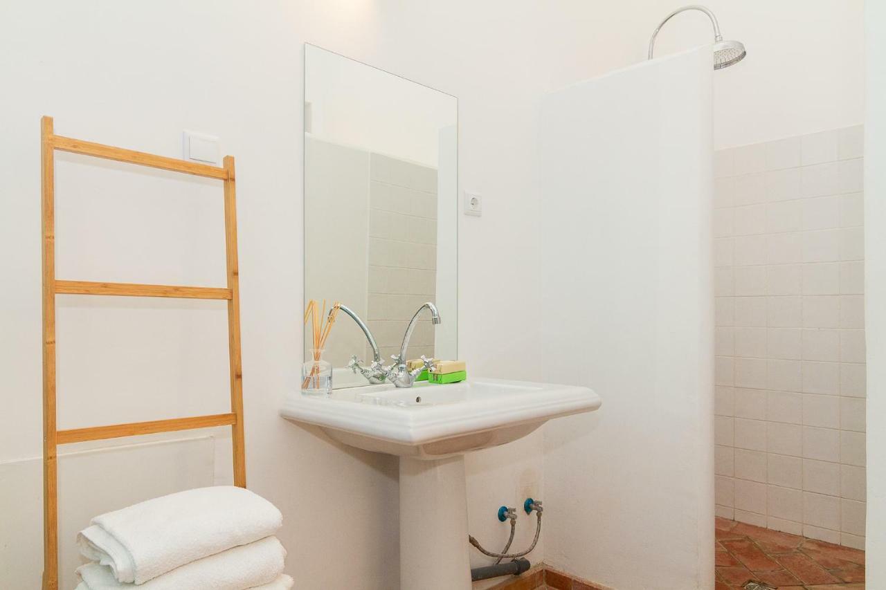 Olhaomirante Guesthouse エクステリア 写真